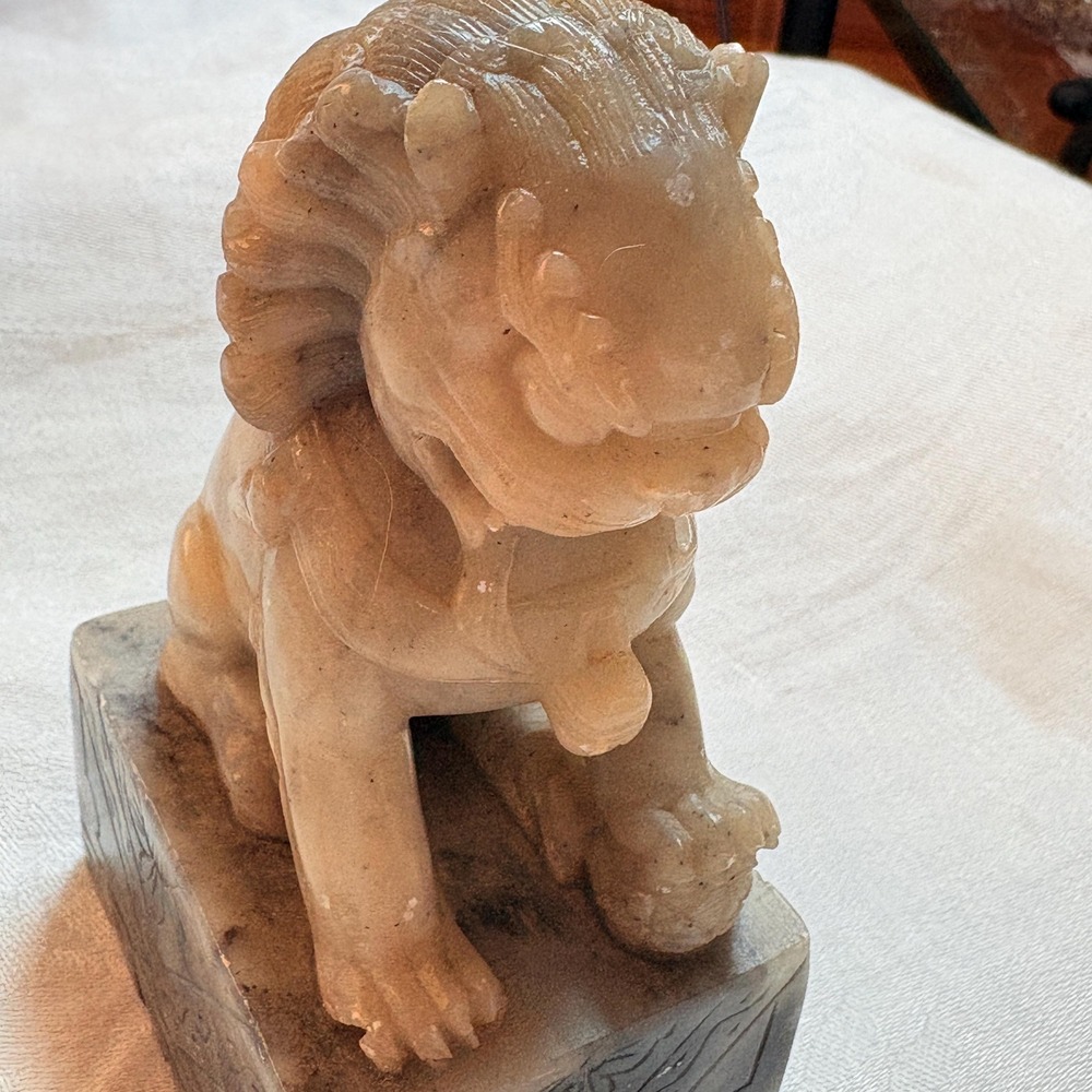 Vtg Chinese Carved Soapstone Foo Dog Guardian Lion Feng Shui Protection Statue